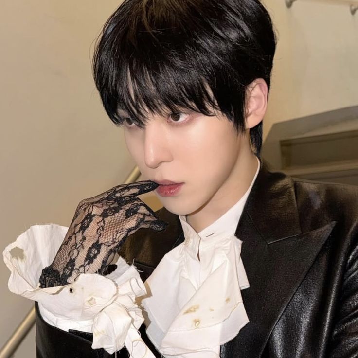 wonrhangae's tweet photo. pemuda                                 selir
rengasdengklok                 soekarno https://t.co/JovqjdnY3Z