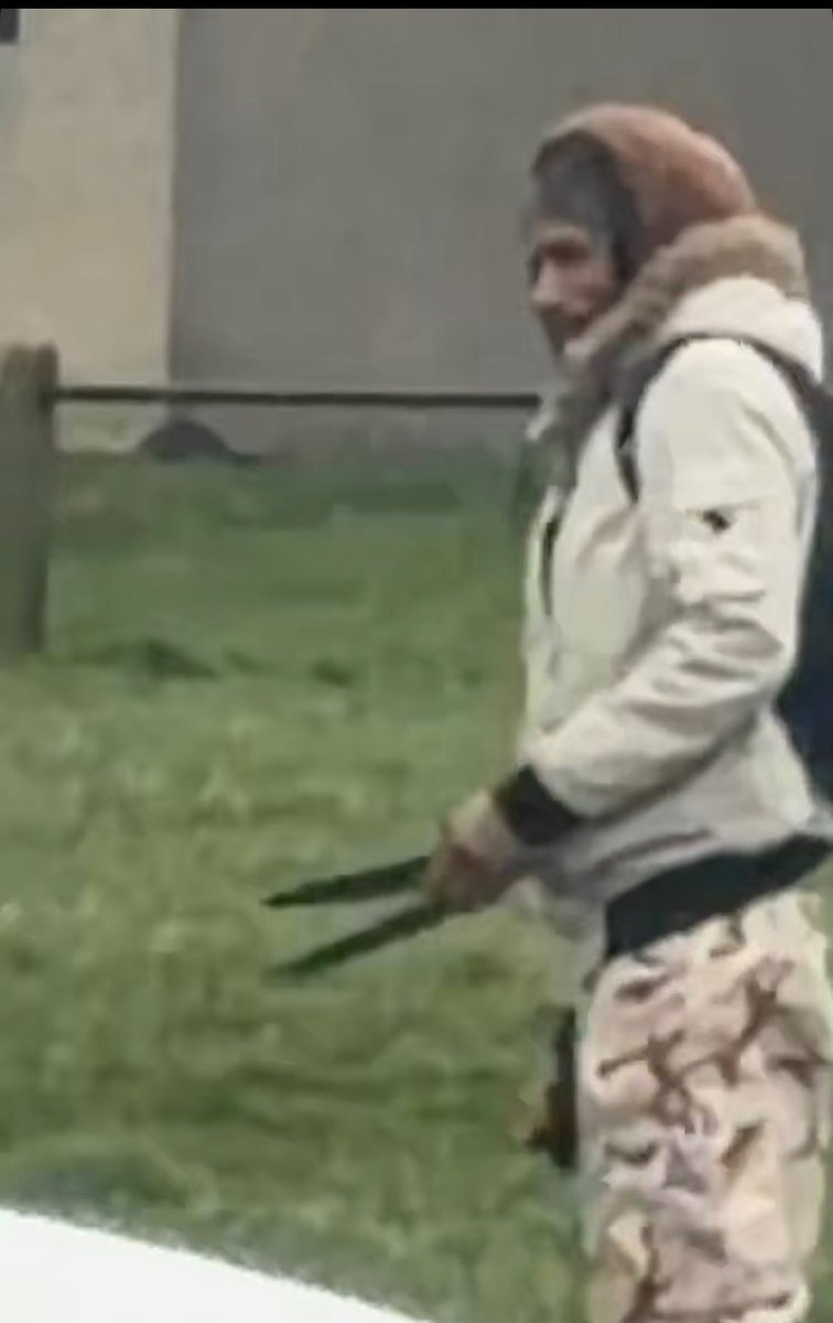 rgsneddon's tweet photo. @PSOSEdinburgh @DawnieF6340 He's terrorised the community.
Stabbed people, and we've had to lock down a nearby primary school.

'Not terror related.'
Do fuck off. https://t.co/4kP2CSqGyi