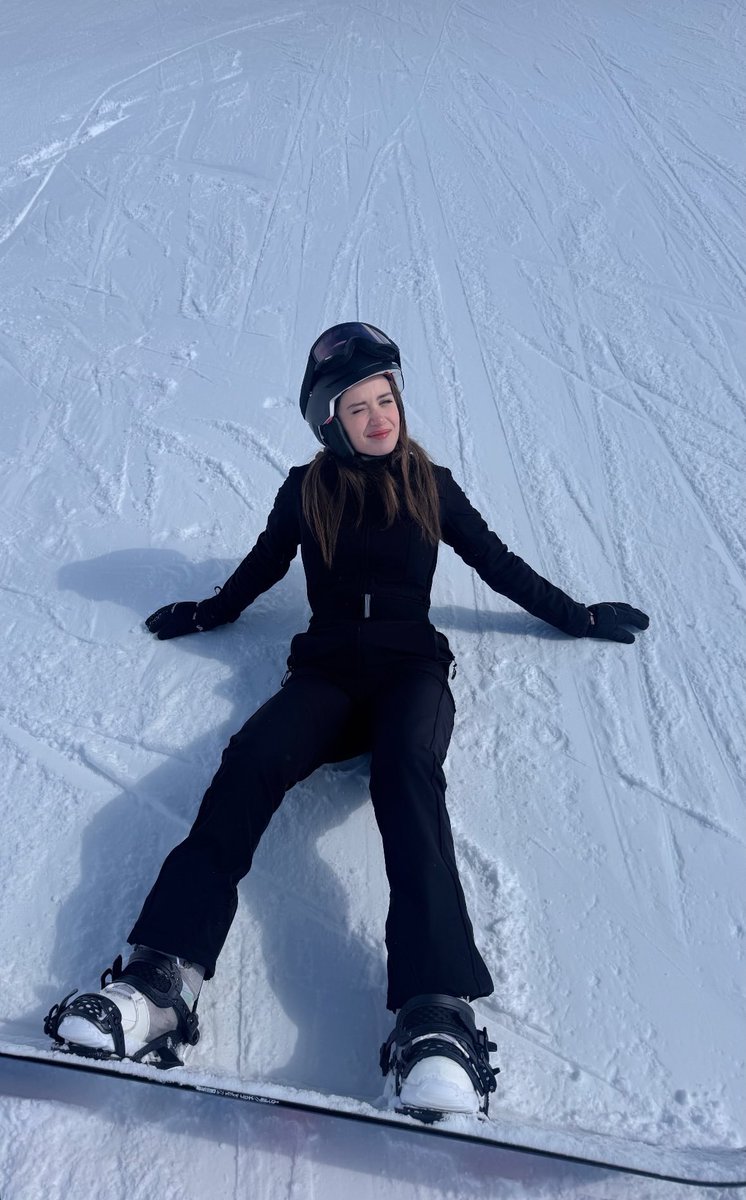 REE_n00's tweet photo. #arafta #ilsudemirci As beautiful and pure as the purity of snow🥹🤍🤍 https://t.co/utXgLRbQpU