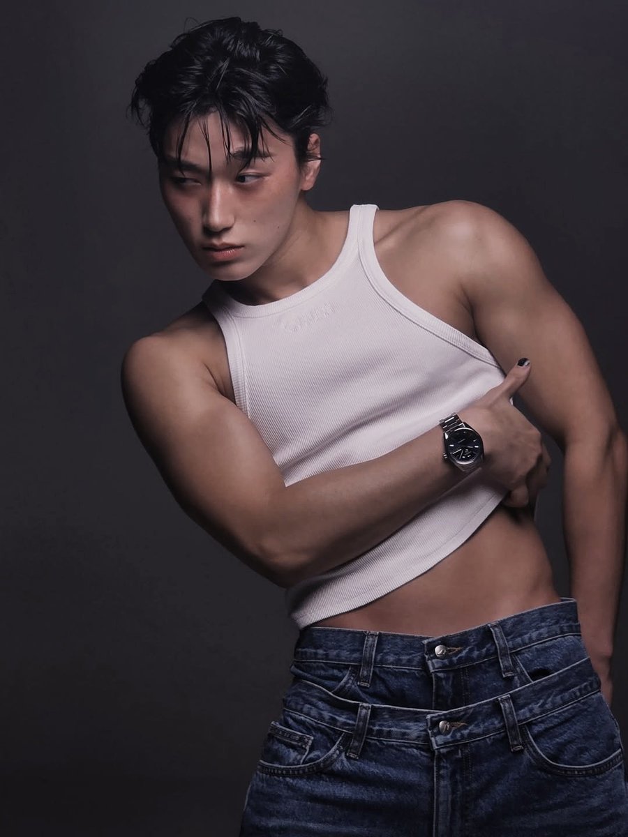 They say style is a way to say who you are without having to speak. So, I’ll let the aesthetic do the talking today.