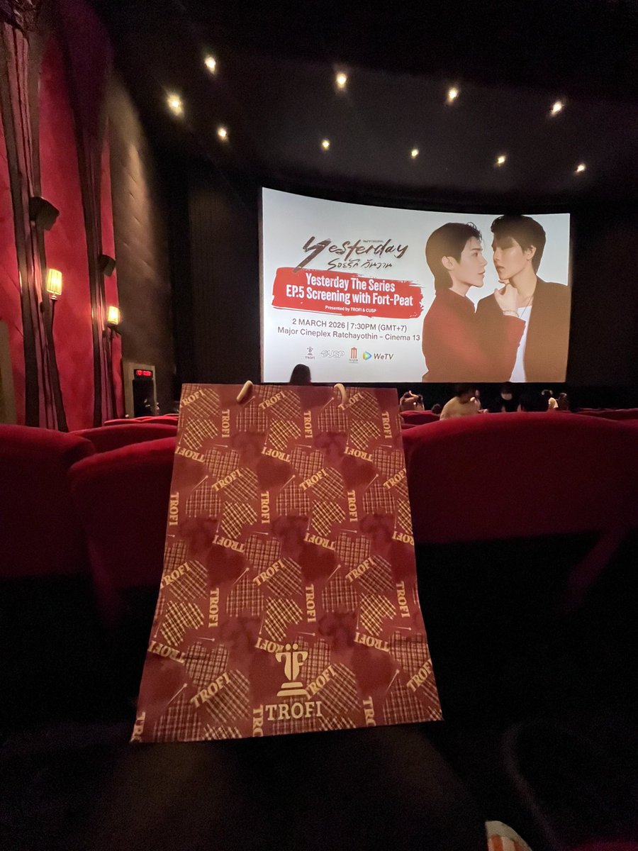 OneAndOnlyFP's tweet image. Thank you so much for your lovely gift 
😻 @fort_fts @peatwasu 

#TROFI2026 #TROF|
#Yesterdayรอยรักวันวาน
#YesterdayTheSeries
#WeTVth #WeTVOriginal

TOGETHER FOREVER LIKE YESTERDAY
#YesterdayEP5