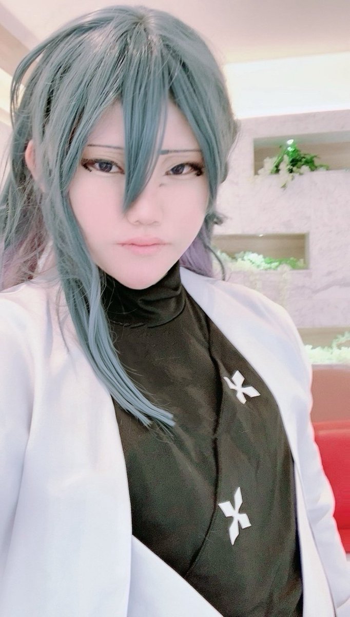 #自我からコスプレイヤーへ
推しの年齢今年で超えてしまう_:(´ཀ`」 ∠):
写真一枚目は、去年の秋に友達と一緒に記念撮影したやつのトリミングw
今年こそ、一回ぐらいでも良いからはコスプレしたいなぁ😭
やりたいキャラおるんよ…←