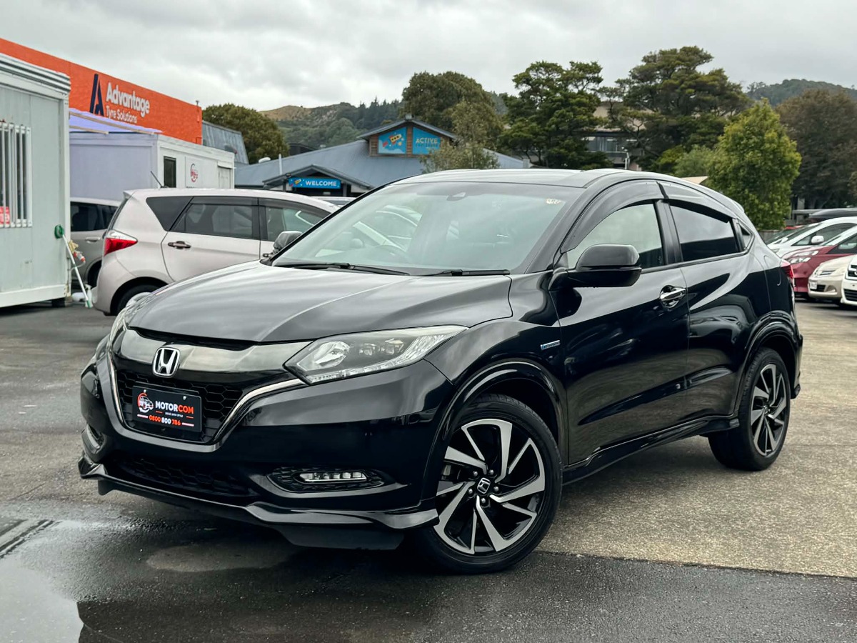 MotorComNZ's tweet image. 🚙 2017 Honda Vezel Hybrid – RS Honda Sensing, Sporty, efficient, and packed with smart safety  🌟
#honda #vezel #hybrid #sporty #efficient #buynow #newzealand 
motorcom.co.nz/listing/45250/