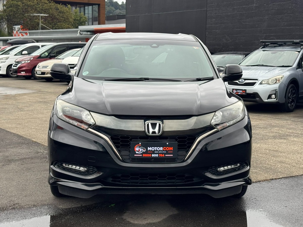 MotorComNZ's tweet image. 🚙 2017 Honda Vezel Hybrid – RS Honda Sensing, Sporty, efficient, and packed with smart safety  🌟
#honda #vezel #hybrid #sporty #efficient #buynow #newzealand 
motorcom.co.nz/listing/45250/