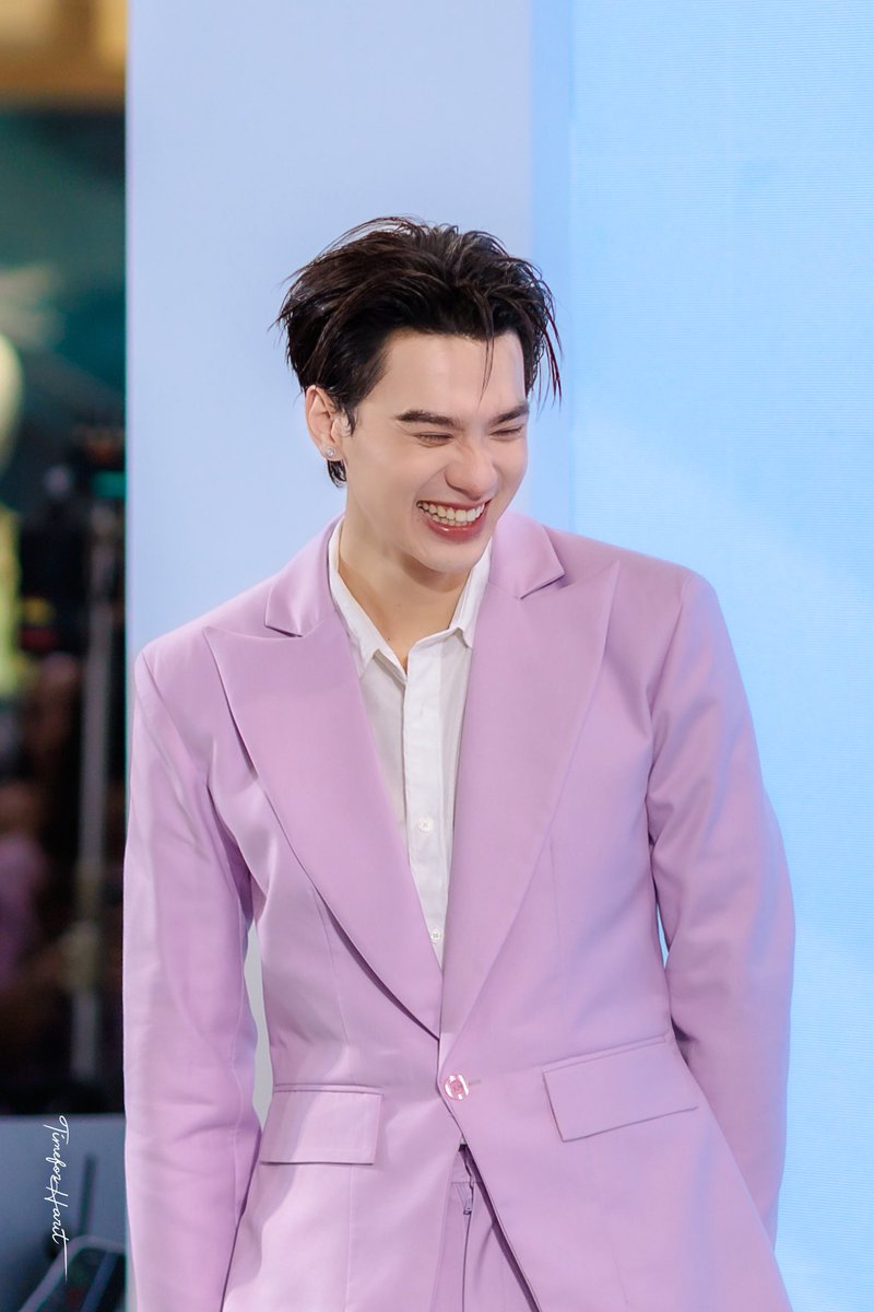TimeForHarit's tweet photo. ไม่ได้เจอกันนาน แต่ไม่ได้ทำให้รู้สึกชอบน้อยลงเลย
แด่คุณ @harit_keng ตลอดไป ☺️
KENG HARIT WITH LAIFEN
#LaifenxKeng
#KengHarit
#TimeForHarit https://t.co/zylXKGD16J