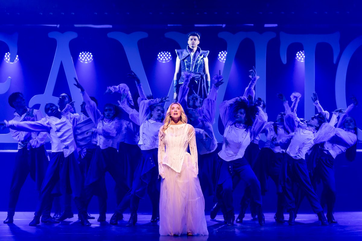 All That Dazzles tweet media