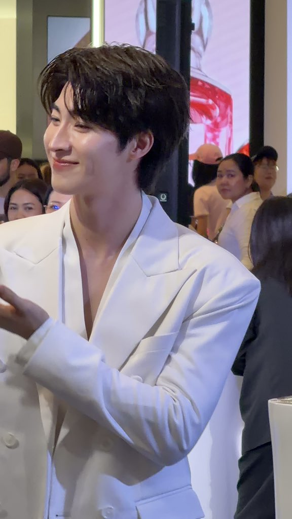 edwik ☁️🌻💙 tweet media