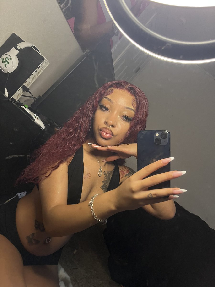 4pfchyna's tweet photo. #ai #fyp #ebony https://t.co/R2LZJmieUL