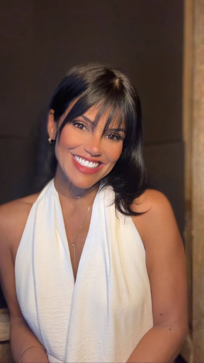 angeliqueboyerl's tweet photo. Ontem foi aniversário da nossa querida dubladora da Angelique no Brasil! Parabéns, Fernanda Crispim. 🥳💖 https://t.co/Pd0qwywoir