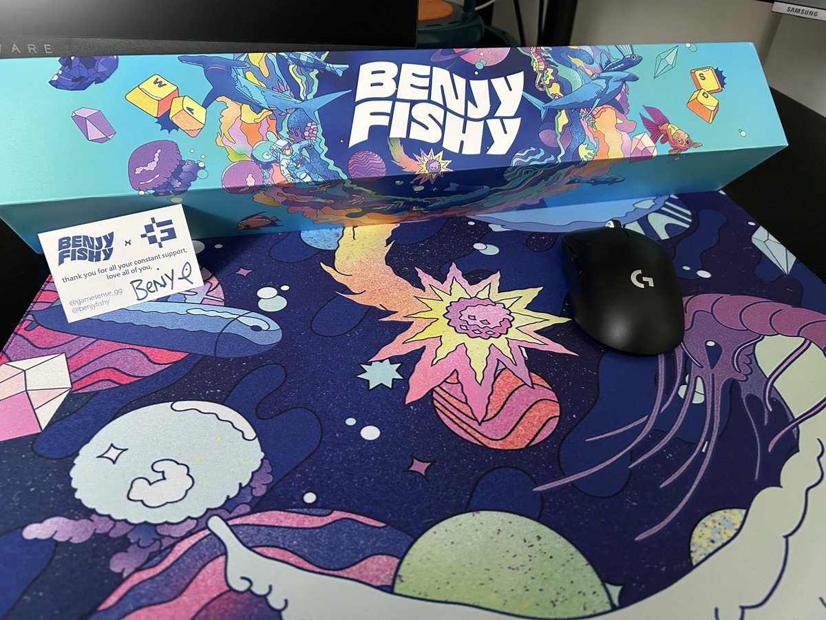 Best mousepad i've ever had 😍 Excellent quality as expected