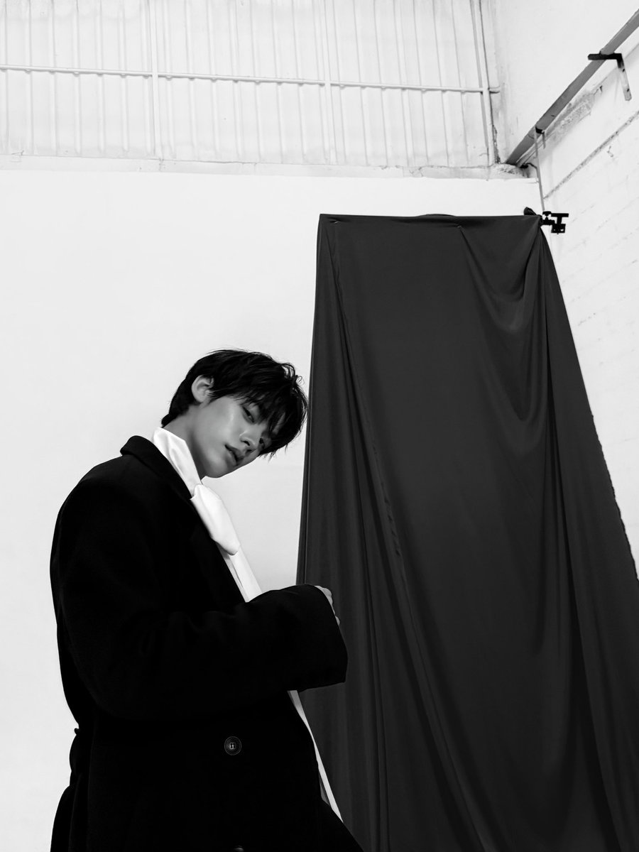 porsuppakarn's tweet photo. 🖤 #Porsuppakarn https://t.co/AAw0lOeEU7