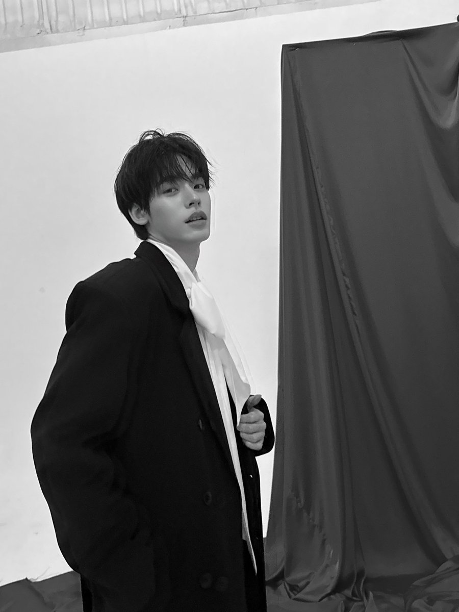 porsuppakarn's tweet photo. 🖤 #Porsuppakarn https://t.co/AAw0lOeEU7