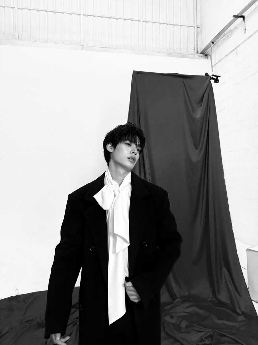 porsuppakarn's tweet photo. 🖤 #Porsuppakarn https://t.co/AAw0lOeEU7