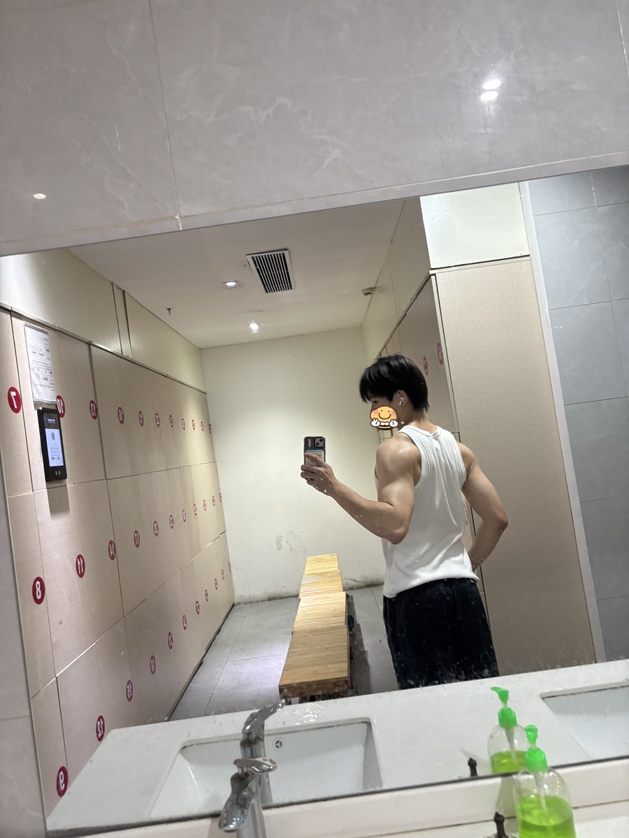 一🐑骞玺 tweet media