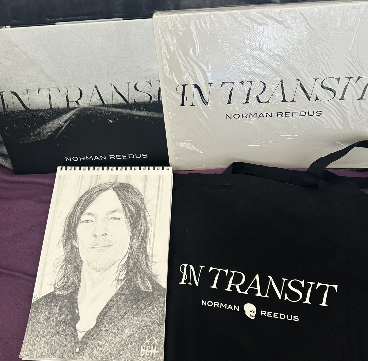 Gwen "VipLivePhotos" tweet media