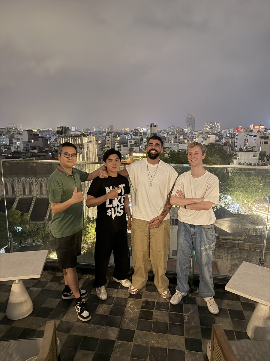 My X likes: Everyone's moving to Vietnam
Has a very nice meet up with <a href="/FOMOBOYZS/">Fomoboyz.eth</a> and <a href="/Galactok/">Galactok 👽</a> , we discussed about Web3, lifestyle, wars, ghosts and urban legends. Happy to make  new friend