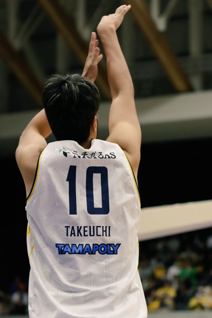 32Yukarikun's tweet photo. #BREX
#vs茨城戦
#竹内公輔
#ThreePoint👌 https://t.co/XlavqLSBT9