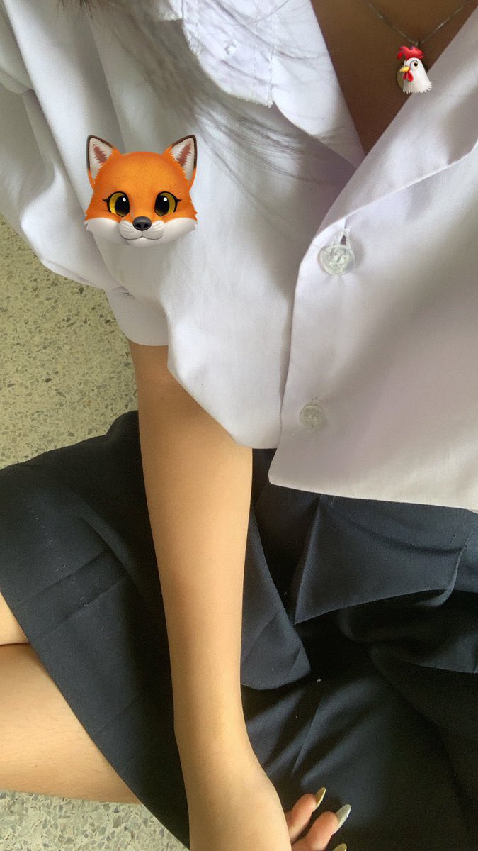 โยมิ. tweet media