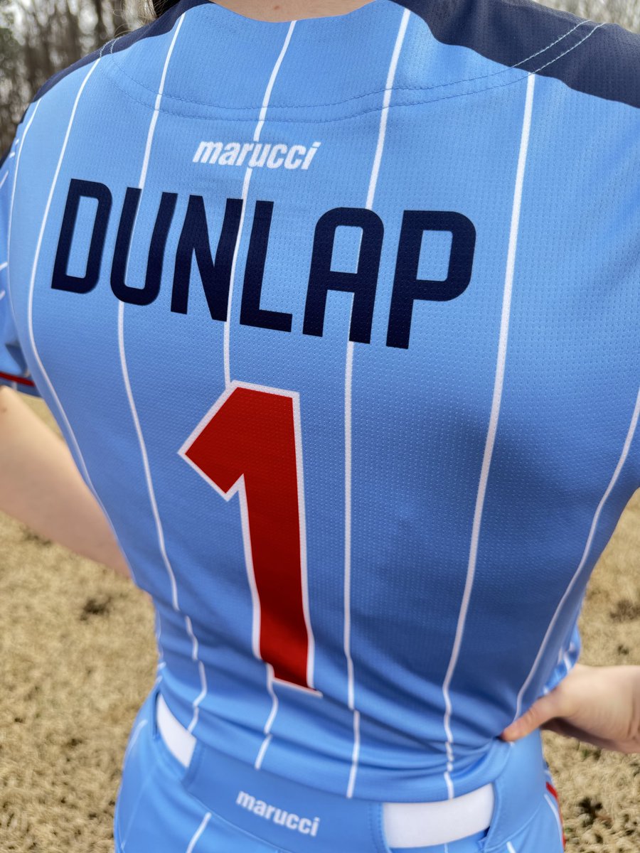 GraceDunlap2030's tweet image. Official NTR debut coming soon 💪 New team, new drip, same grind 🔥 Can't wait to put this on for real ⚡️ Side note: Middle school tryouts this week M-W 👀 Going for three years in a row 🥎 @recruits_next #Softball #SpringReady #NextChapter #ClassOf2030