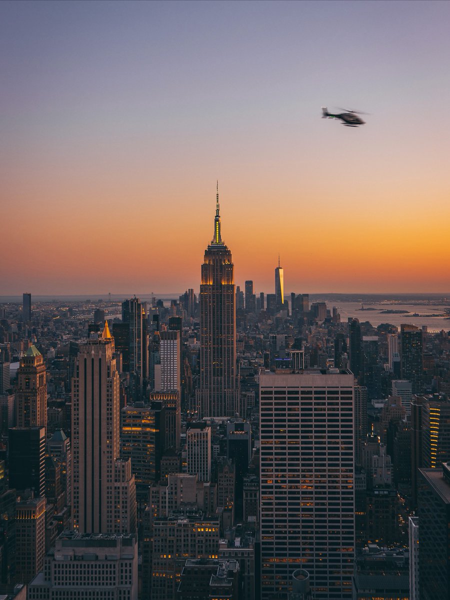 World_aib's tweet photo. New York, USA https://t.co/1u7IS71oFI