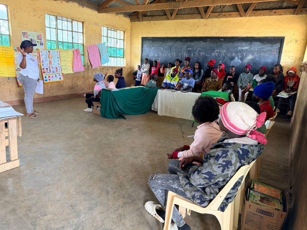 NACADAKenya's tweet photo. 🩺 HEALTH CHECK + DRUG AWARENESS 🩺

Our Nyeri team x Karatina University at Tetu DEB Primary School! 📍

Free medical services met with vital alcohol and drug abuse prevention education. From BP checks to treatment referrals—we're serving the whole person! ❤️🏥 https://t.co/R7qDLwuSt1