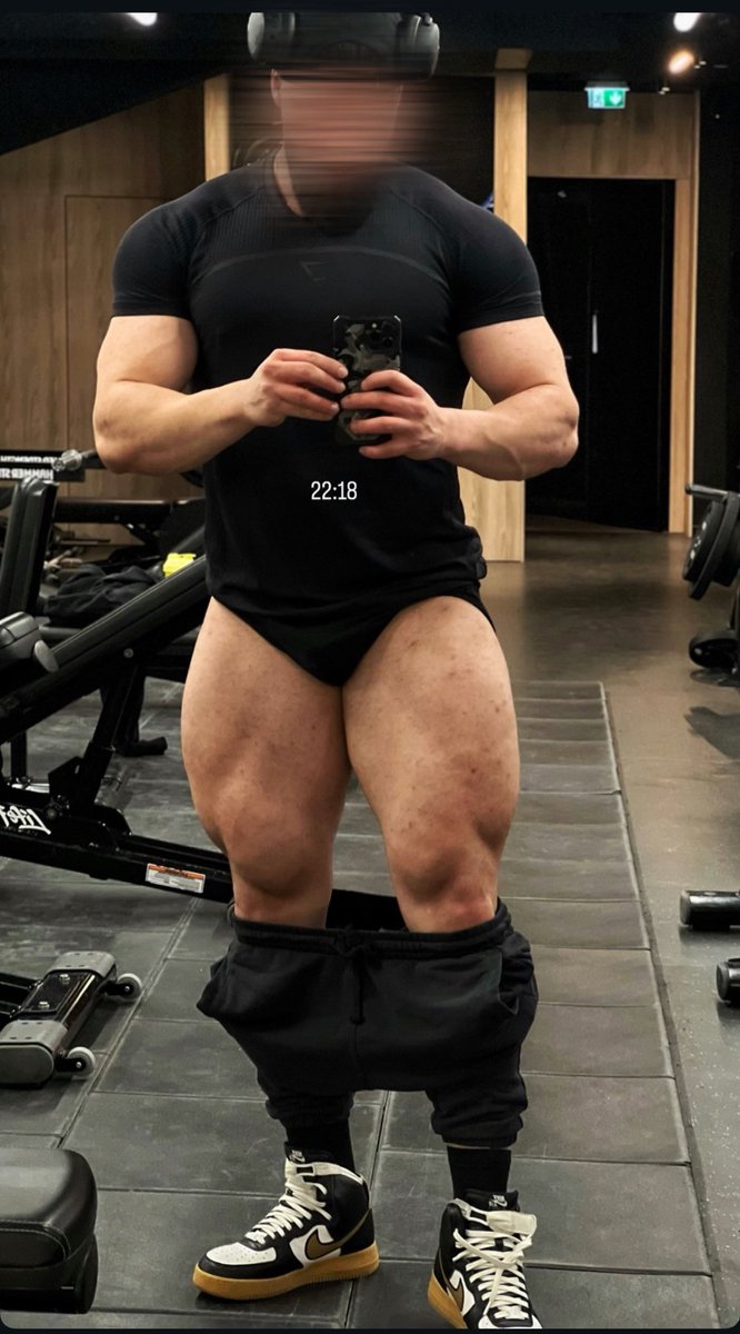 What happened at 10:18 pm?