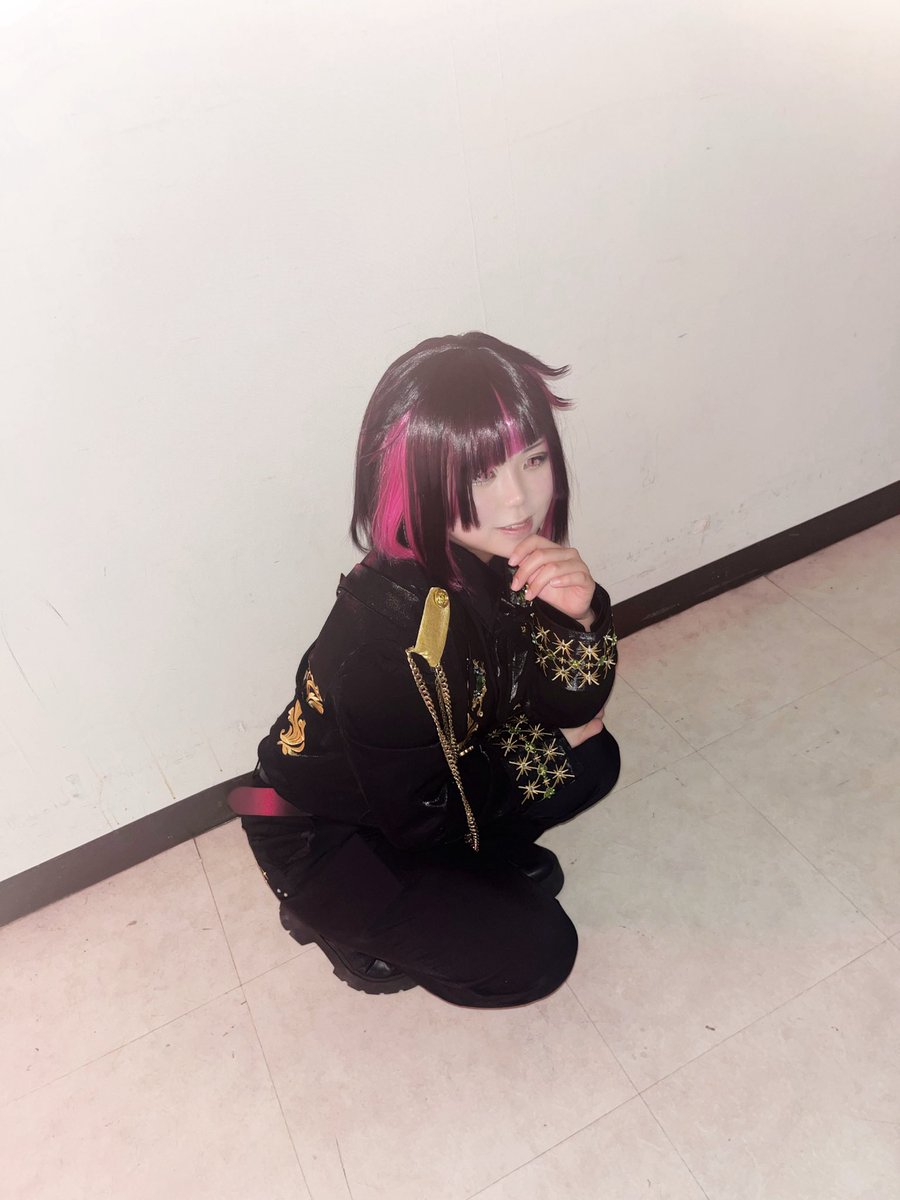 スイ tweet media