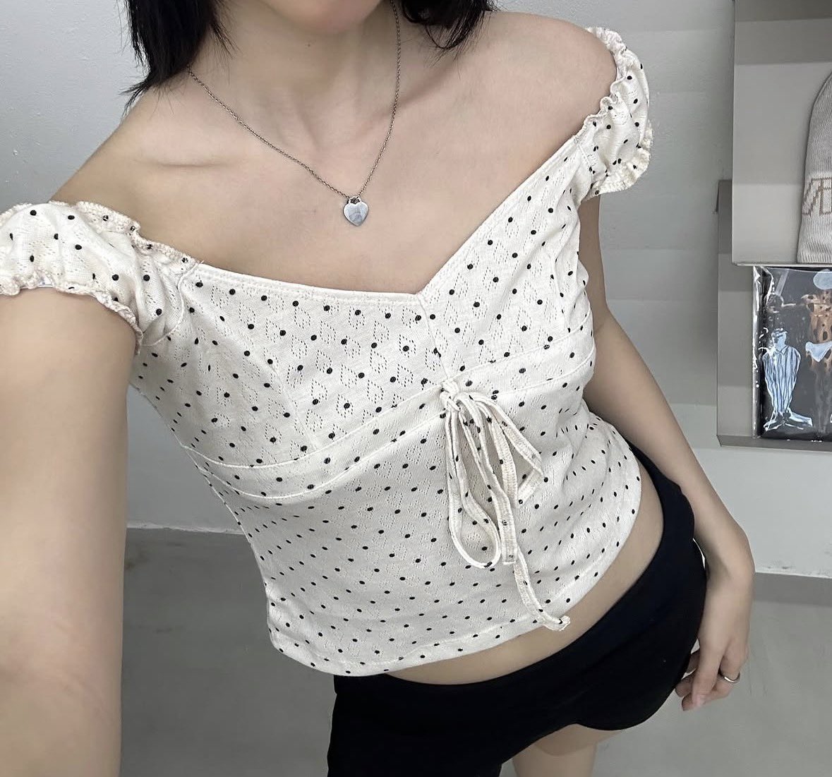 sthinyoureye's tweet photo. Mira Bangkok Lovely Top *NEW 390 b

￼Dopey.puffy Milky shoulder top *NEW ตัวละ 180 b

Vgh hay top *NEW 320 b

free shipping ka 💘
#โล๊ะตู้เสื้อผ้า #ส่งต่อเสื้อผ้า #ส่งต่อเสื้อผ้ามือสอง #ส่งต่อราคาถูก #ส่งต่อstylist #stylist #ส่งต่อcintage #vghbkk #bemingbkk #mirabkk https://t.co/qXAn6FSUTc