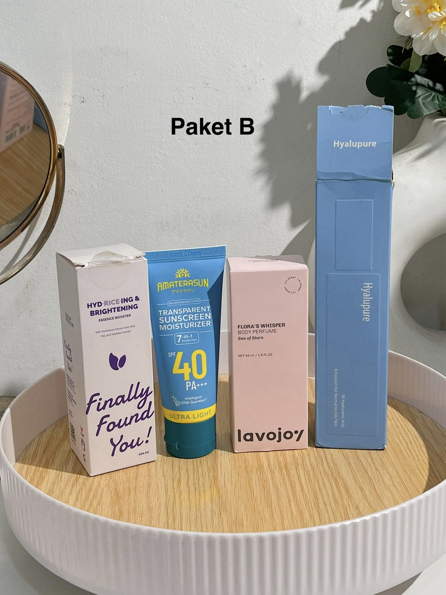 gitaskinjournal's tweet photo. ✨ GIVEAWAY PAKET SKINCARE ✨

Rules:
• Follow aku
• RT tweet ini
• RT &amp; like thread di bawah
• Reply "mau paket A/B @gitaskinjournal"

Buat 2 pemenang yaa #zonauang #zonabu #giveaway https://t.co/LoZiadMg7o