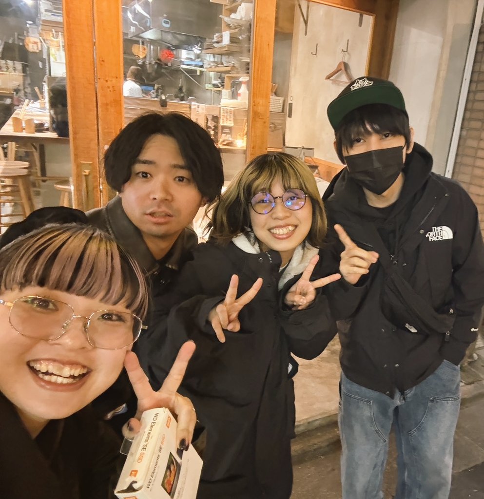 thequietroomBa's tweet photo. ゆ＆ぴ＆うめ(ex.現場マネ) https://t.co/vPKWiJVUIR