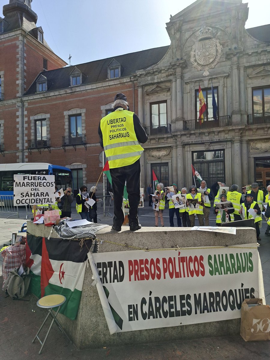 contramutis tweet media