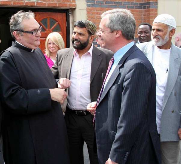 Rachel Reeves should be thoroughly ashamed of herself for meeting Arshad Khatana, pictured here having a nice time with me.