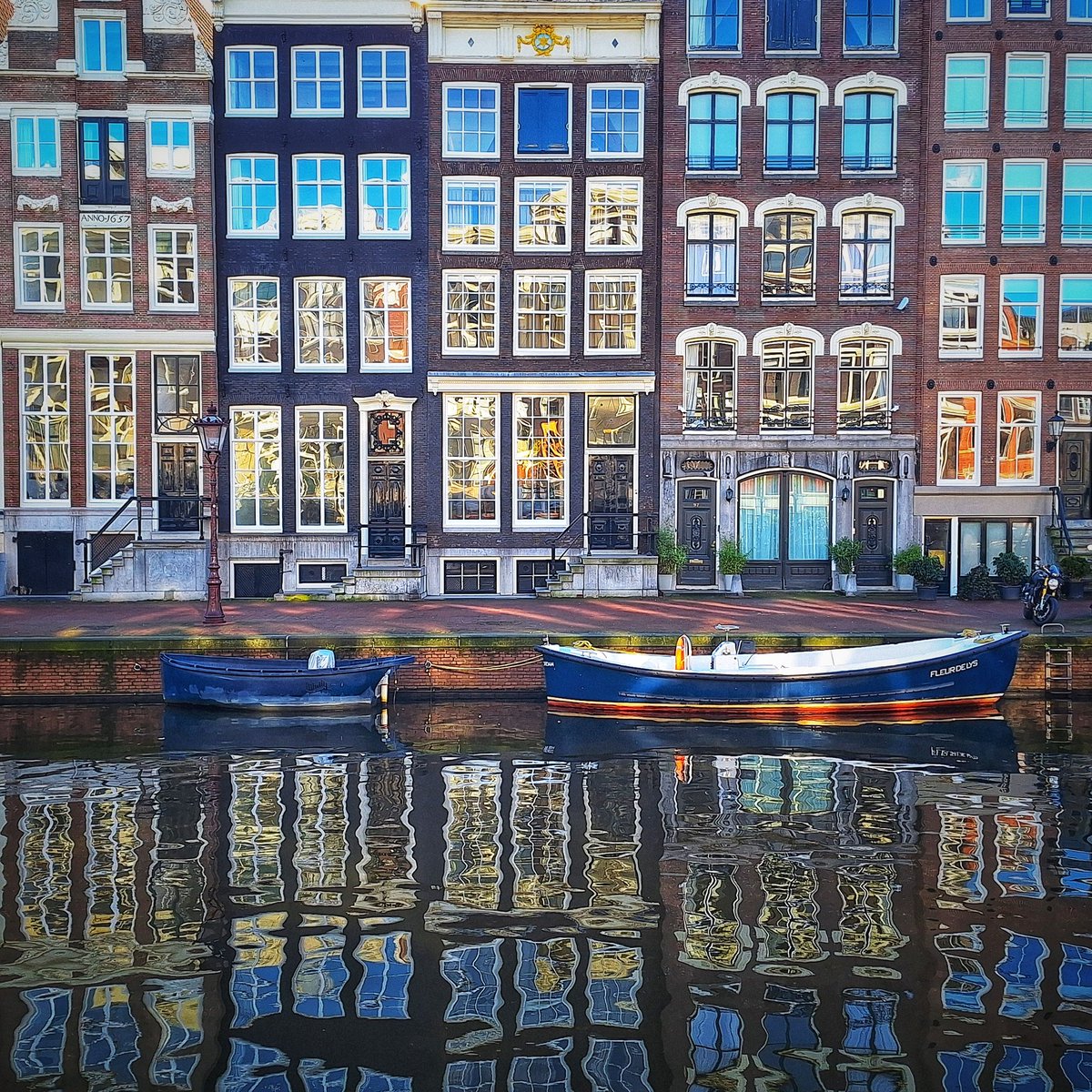 FabPasFort tweet media