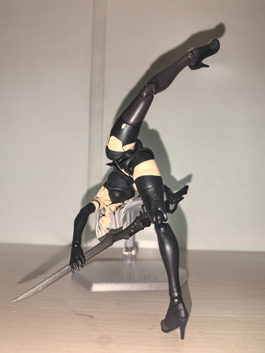 RebornsNu's tweet photo. 第二款也入了，figma证明了自己做的真的是可动人偶而不是静态替换件雕像

#figma #NieRAutomata #A2 https://t.co/Ueb8sMKkQ2
