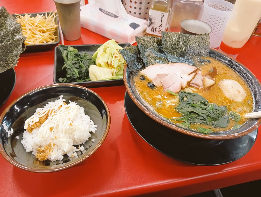 格(ITARU)@HEXVOID tweet media