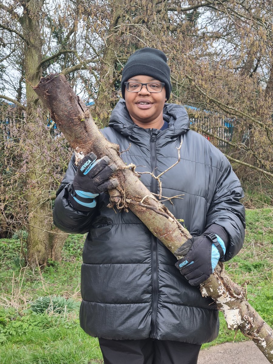 fruitnutvillage's tweet photo. #StartTheWeek at #KingdomForestGarden #Stirchley. #ForestGarden #Birmingham. Almost every Monday of the year. #OpenToAll @TNLComFund https://t.co/n2G9Zqmq3D