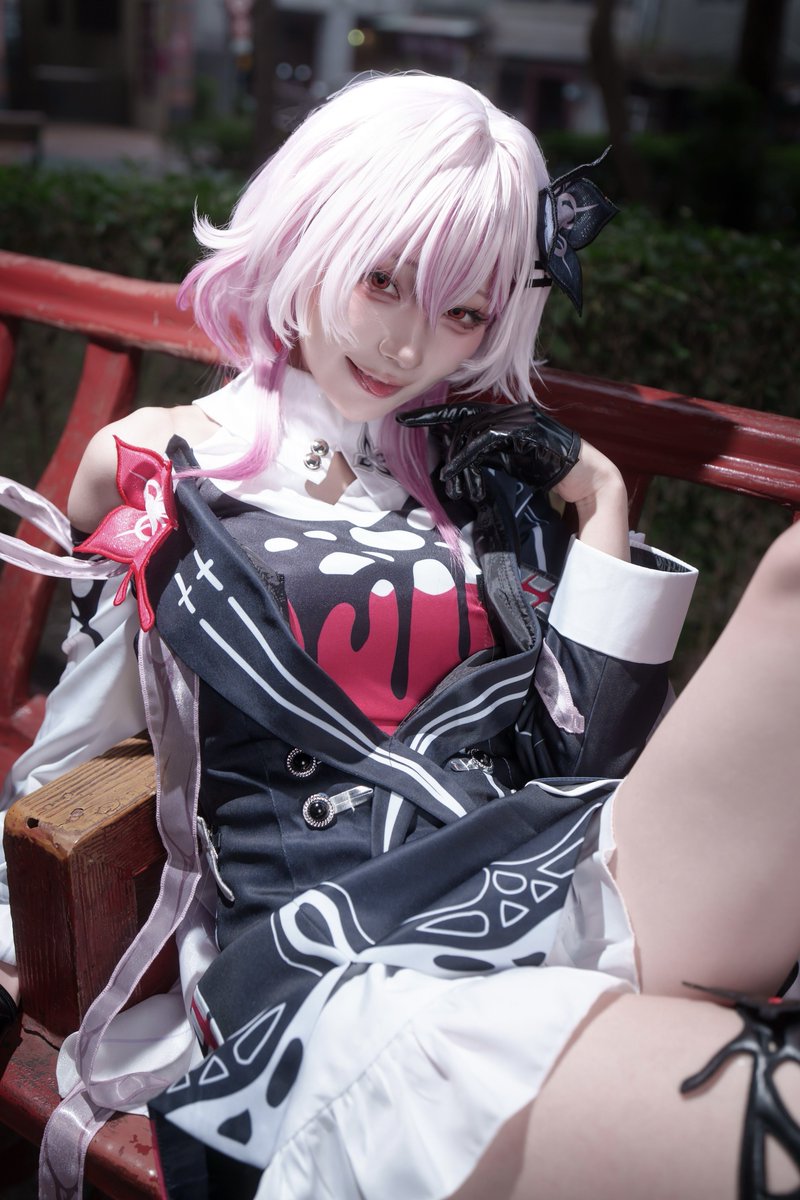 月海つくね tweet media