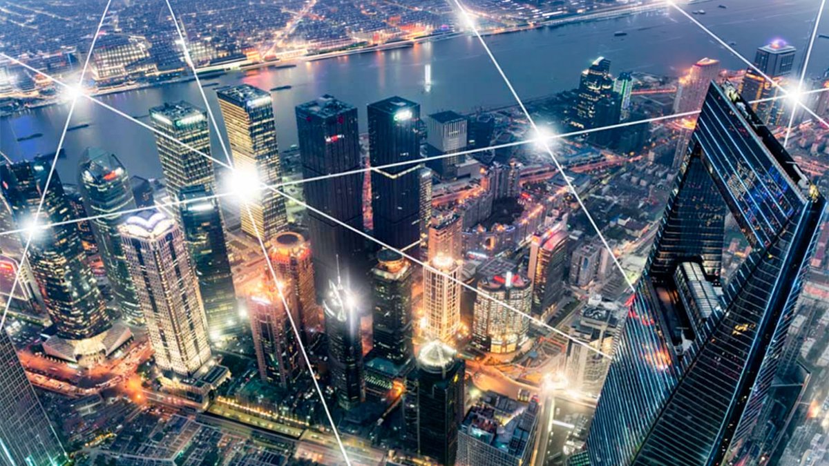 rodriguezhernan's tweet photo. En el MWC 2026, Cisco propone redes pensadas para IA: más óptica y silicio, y AgenticOps para autocurar y optimizar. Para operadoras en España puede recortar OPEX y abrir ingresos en edge/IoT, pero exige inversión.

https://t.co/ibVZvpmh3S https://t.co/83HztbXAhw