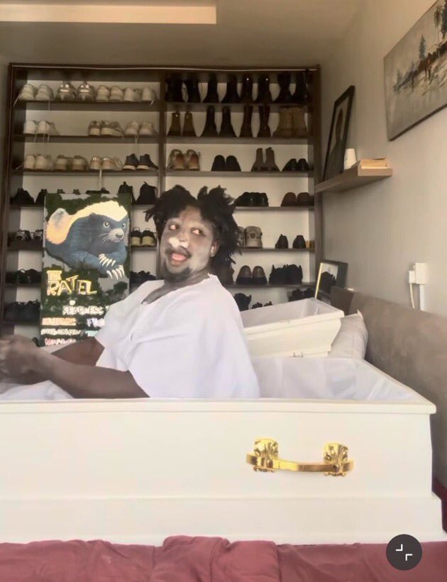 𝕭𝖎𝖘𝖍𝖔𝖕 🐲 tweet media