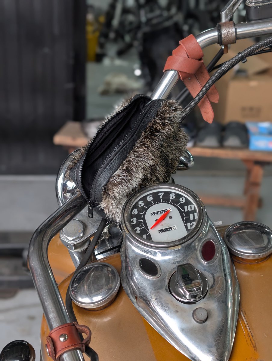 藤原拓海 tweet media