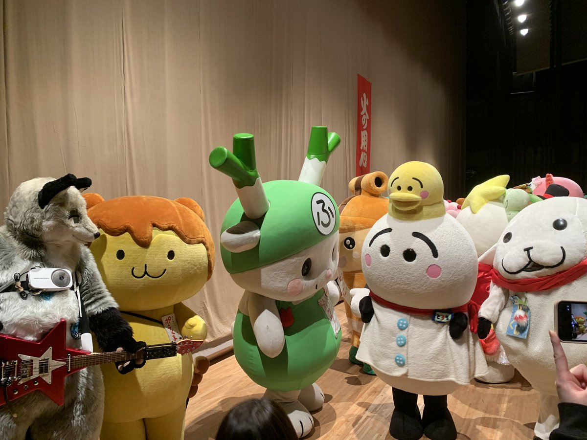 集合写真ー✨ オープン前でわちゃわちゃしてる🌈 #ちょこ太郎 #ポテ