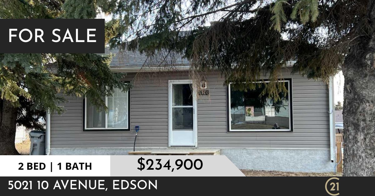 SharonHawboldt's tweet photo. Centrally located and move-in ready! This updated 1,036 sq ft bungalow is close to shopping, schools, and amenities, making it an excellent option for first-time buyers or investors. Please don't hesitate to reach out with any... https://t.co/KWCCZ92Vpk https://t.co/5S9BMeeBpA