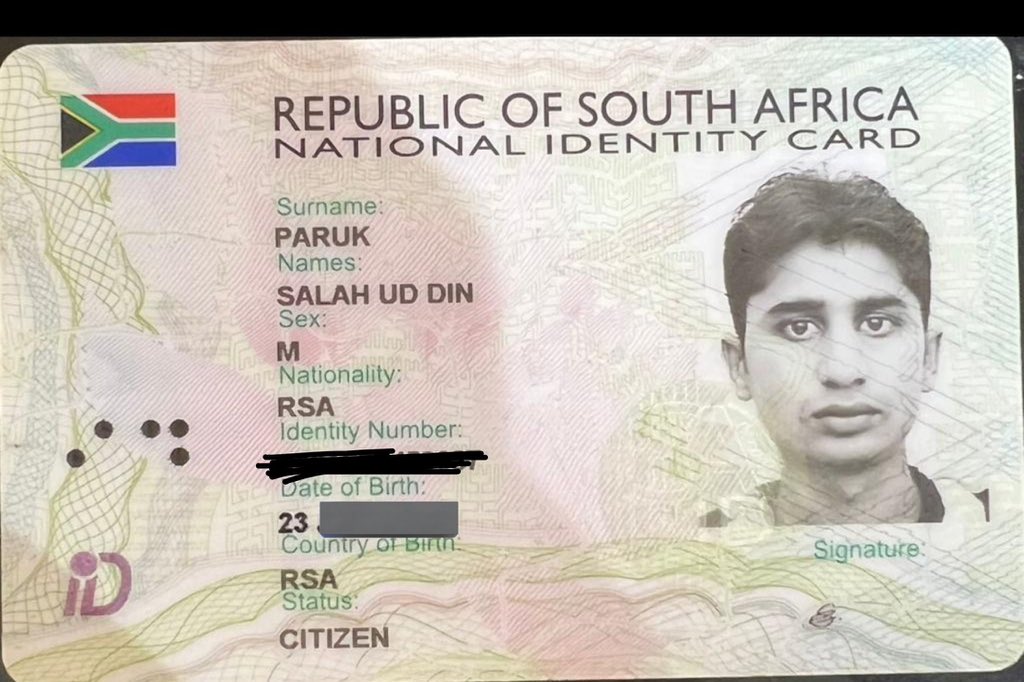 AdvoBarryRoux's tweet photo. Home Affairs will be the end of South Africa! Foreigners can easily buy birth certificates while Natives are being rejected birth certificates every day. Home Affairs needs a serious clean up. Fire everyone &amp; start hiring again! https://t.co/pPD4AHaC33