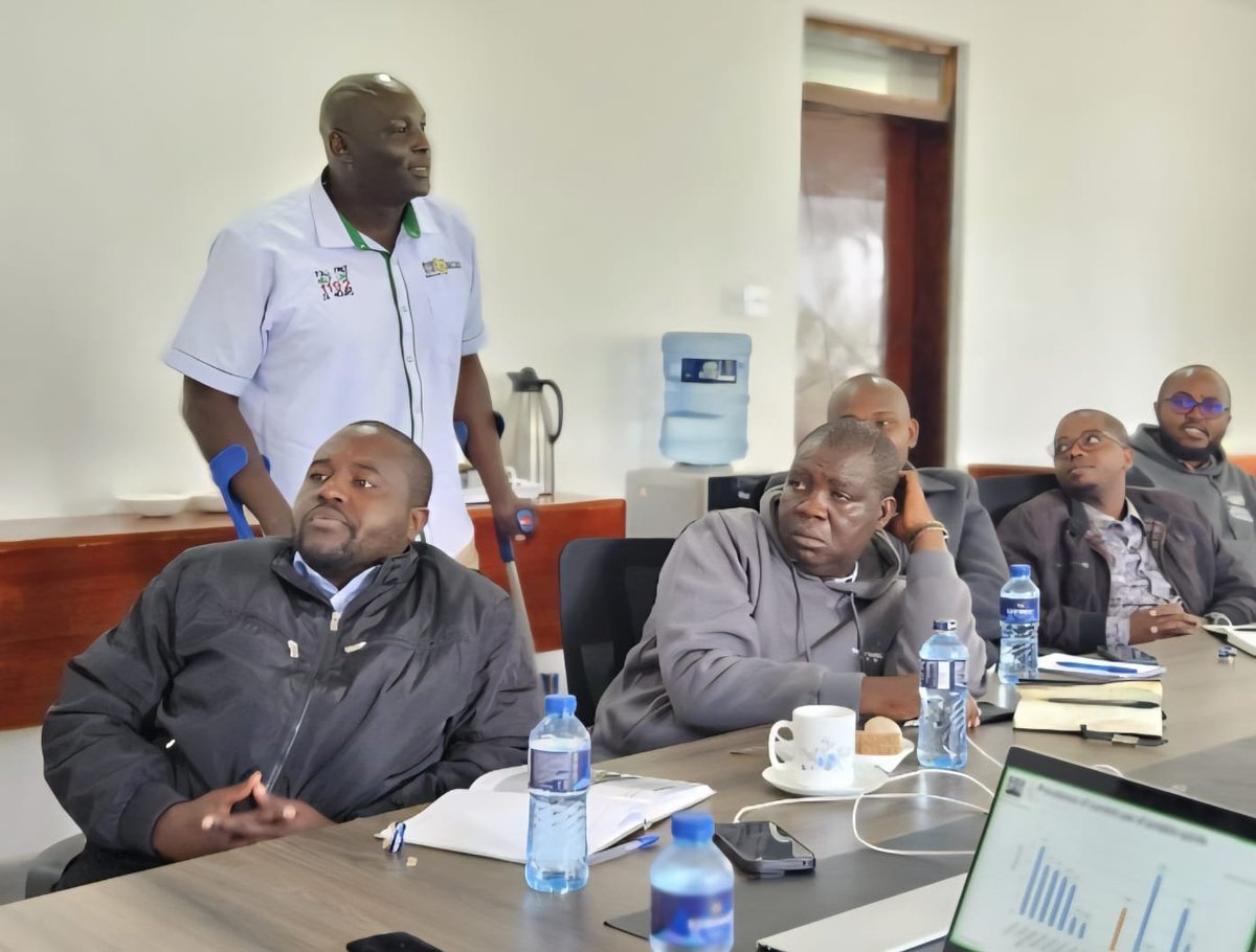 NACADAKenya's tweet image. 🛣️ SAFE ROADS, CLEAR MINDS 🛣️

Our Nakuru team took the workplace sensitization to KeNHA staff in Gilgil! 🚧👔

We tackled:
✅ Substance use &amp;amp; productivity
✅ Mental health
✅ Early identification
✅ Policy frameworks
✅ Referral pathways
✅ Peer support
Building a drug-free