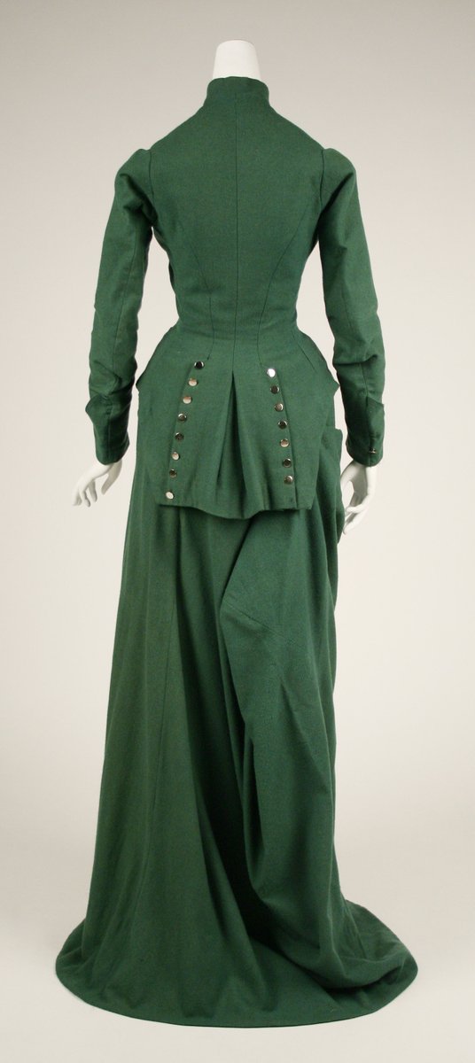 WikiVictorian tweet media