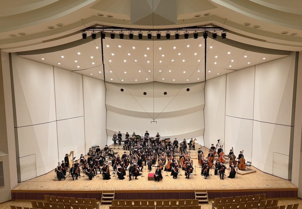 OrchestraPatria's tweet photo. 🎼終演🎶

第2回演奏会、終演いたしました💐ご来場いただきました皆様、誠にありがとうございます！
今後それぞれの場所で活躍していく団員たちが、再びPatria(ふるさと)に集まる日を願って✨
またお会いしましょう🎶

#Orchestra_Patria #パトオケ #1920学年オケ #医オケ #医療系学生 #オーケストラ https://t.co/YiRViWhDVw