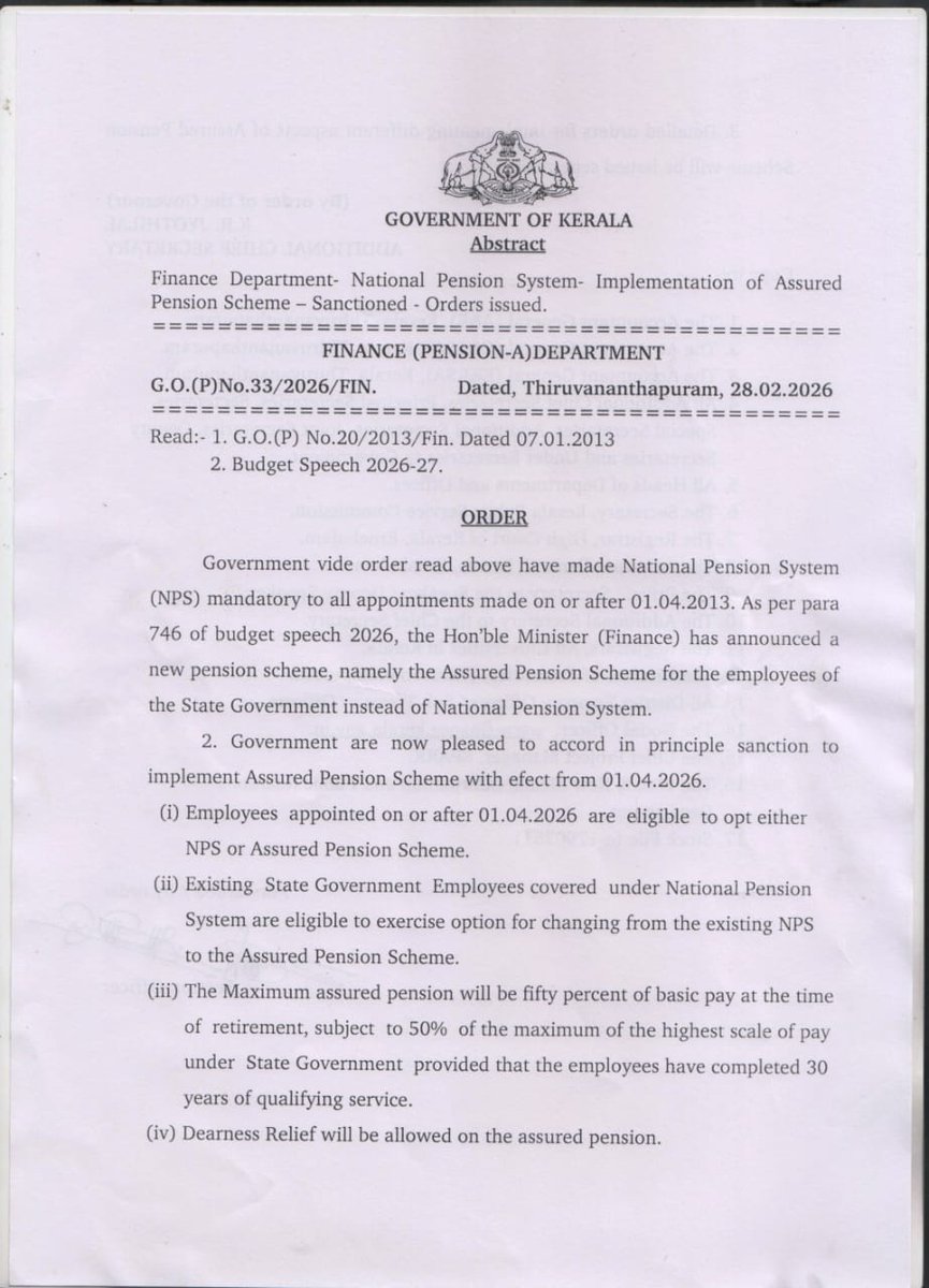 VinayakChauthe's tweet image. अब केरल में भी UPS की तर्ज पर राज्य सरकार की नई पेंशन योजना — Assured Pension Scheme (APS) #Kerala 
#APS - 
➡️ अंतिम बेसिक वेतन का 50% पेंशन
➡️ DR (DA) लागू रहेगा
शर्तें –
➡️ 10% कर्मचारी योगदान अनिवार्य
➡️ पेंशन के लिए 30 वर्ष की अंशदान आधारित सेवा आवश्यक

लेकीन वास्तव में APS