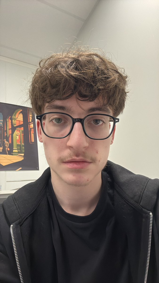 legay_5002 (9.2k)🇫🇷 tweet media