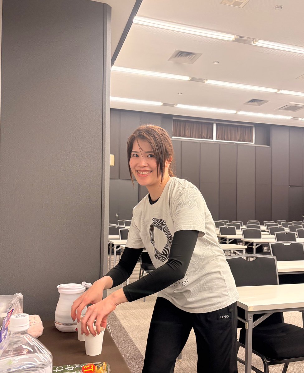 月夜見翔がケータリングの紅茶作ってくれてるなうに使っていいよの写真(作ってくれた)