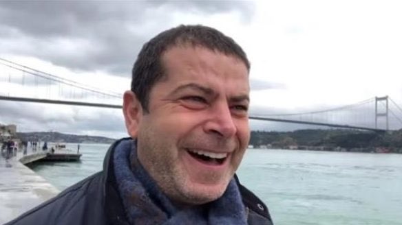 Gazeteci Cüneyt Özdemir:

''Güney Kıbrıslı dostlarımızın korkmasına gerek yok. KKTC'ye sığınabilirler. Yunanistan'dan daha güvenli.''